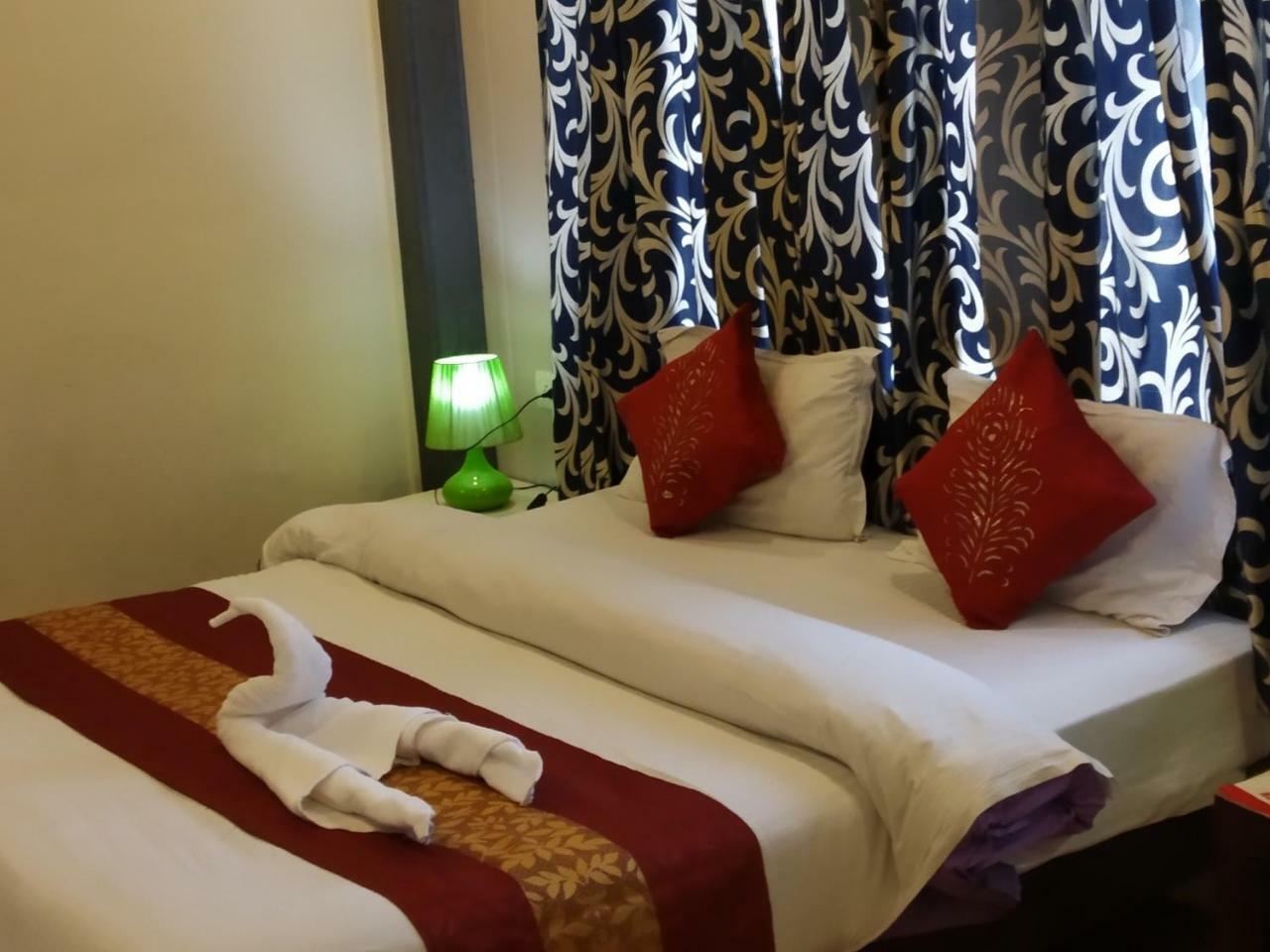 Raj Laxmi Bhawan Hotell Rishīkesh Exteriör bild